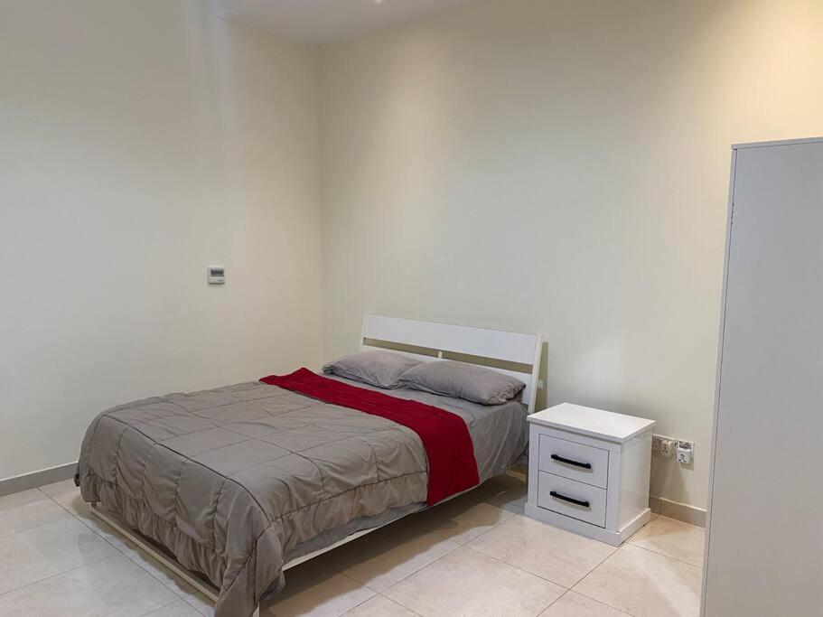 Apartment Your Near Airport Abu Dhabi